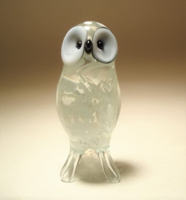 Glass White Polar Owl Bird Figurine
