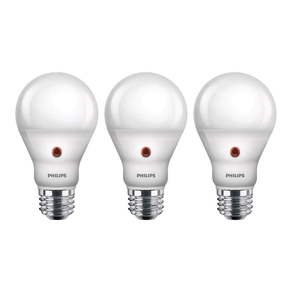 LED Dusk-To-Dawn Outdoor A19 Light Bulb, Flicker-Free, 800 Lumen, Soft White Light (2700K), 8W=60W, E26 Base, 3-Pack