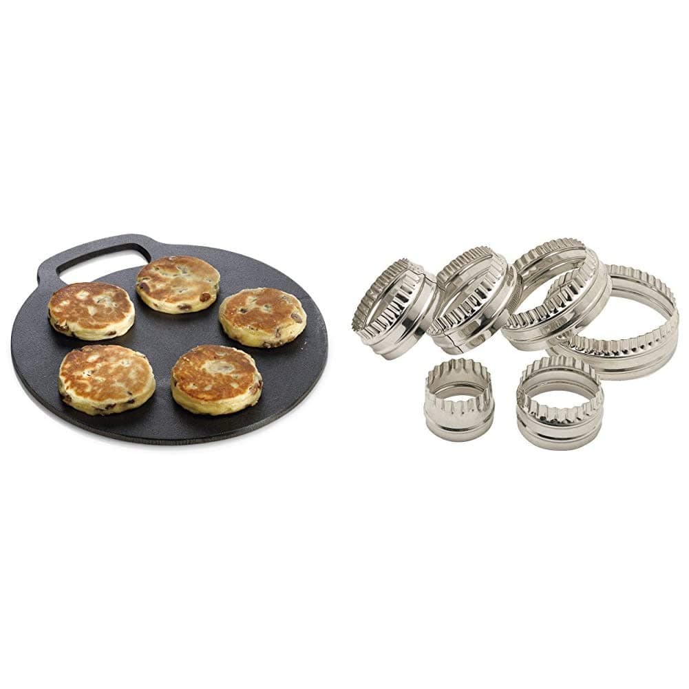 KitchenCraft Baking Stone with Non Stick Finish and Recipes in Gift Box, Round, Cast Iron, 27 cm & Double Sided Pastry Cutters Set with Fluted / Round Edges, Stainless Steel, 6 Pieces