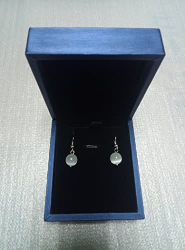 100% Hand-made Retro 10mm Opal Earrings Moon-light white Elegant and Fashion Style