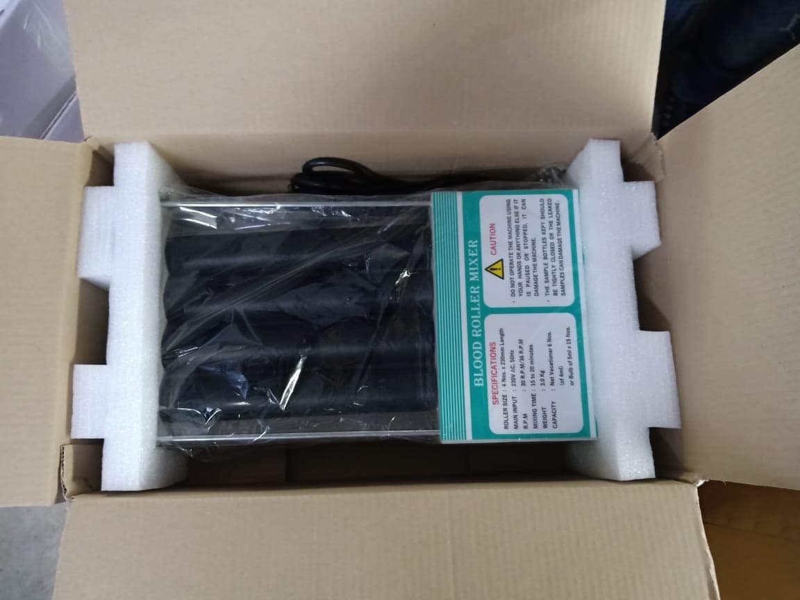 Yash Scientific Blood Roller Mixer - Color May vary