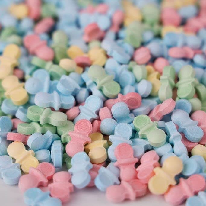 Dee BestAssorted Flavors Baby Bites Sweet Pacifier Candy Bulk 2.2 LB Certified Kosher Pareve Great for Baby Shower, Pink,Blue,Yellow and Green