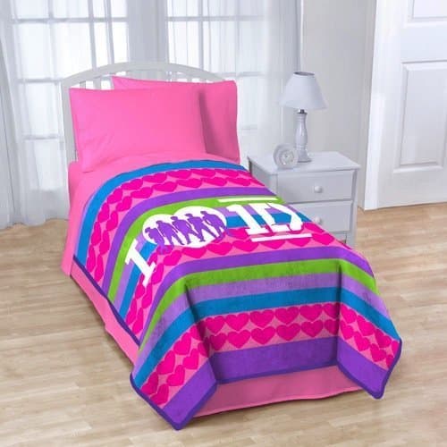 Global Entertainment 1 Direction Leopard Heart Fleece Throw