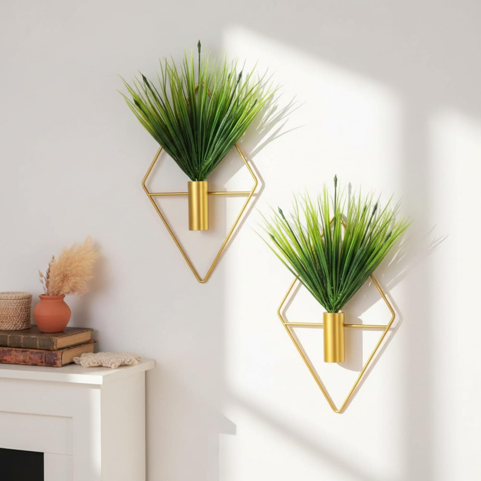Canlierr 2 Pieces Gold Wall Decor Hanging Planters with Artificial Plants Metal Vase Indoor Plants Holder Modern Geometric Wall Art for Home Bathroom Bedroom Living Room Office(Aquatic Plant,Small)