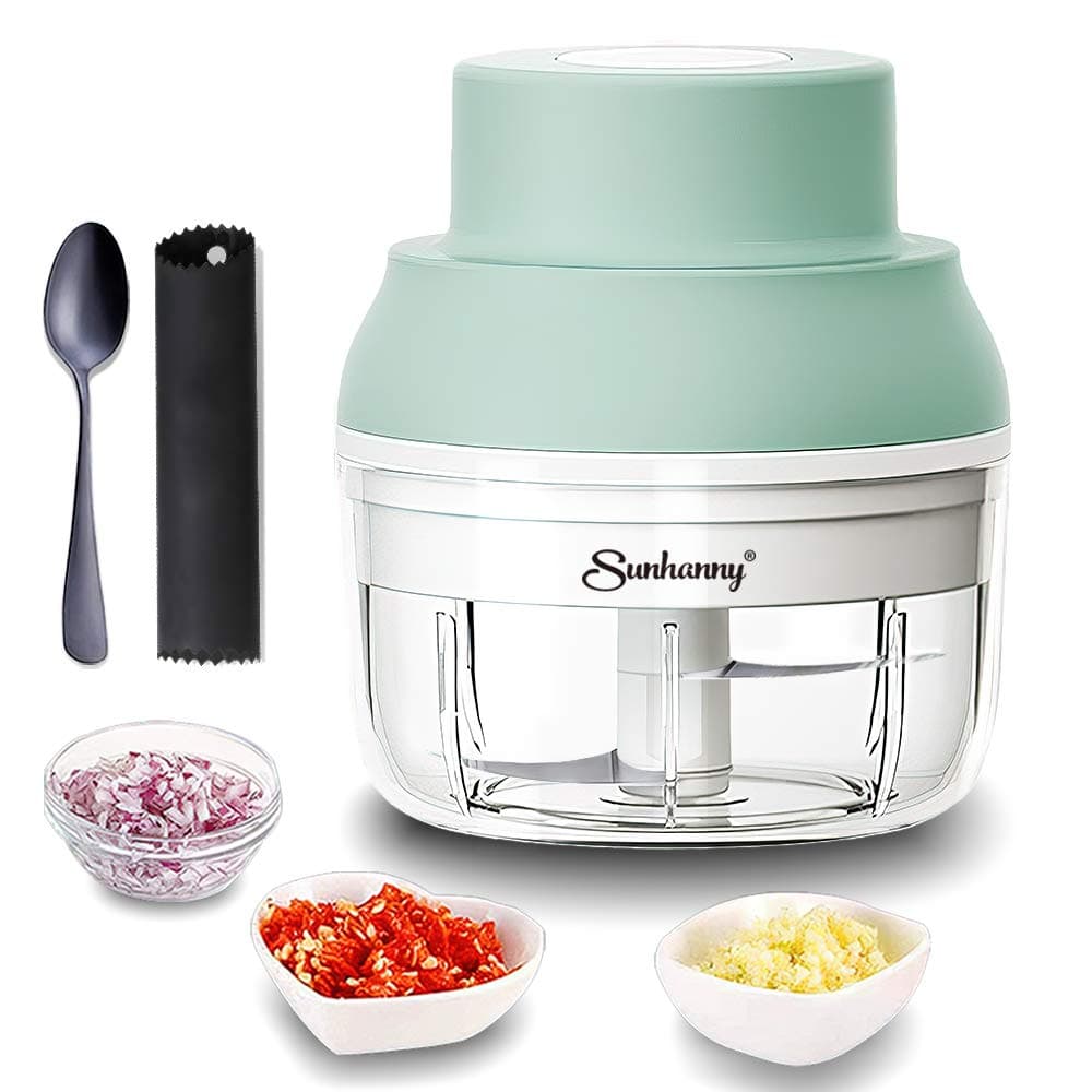 Electric Garlic Chopper Mini, Garlic Masher Crusher, Food Processor Small with Garlic Peeler And Spoon (100ML/3.3FL OZ, Green) 3.1 * 3.1 * 3.9 IN