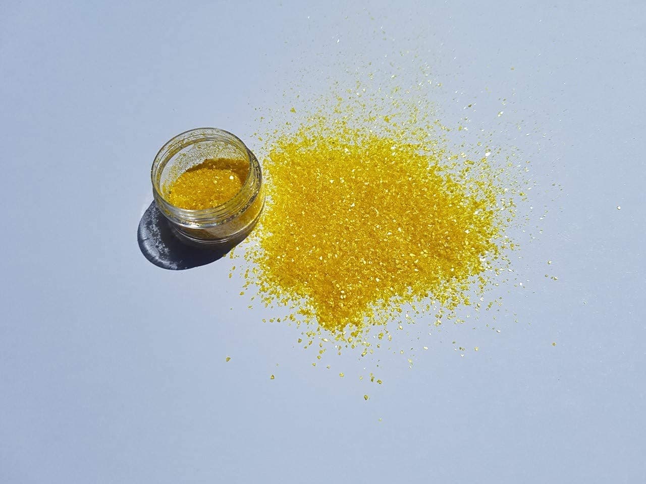 Edible-Glitter-for-Cake-Decorating-Cupcakes-Sparkling-Drinks-Baking-etc (Yellow)