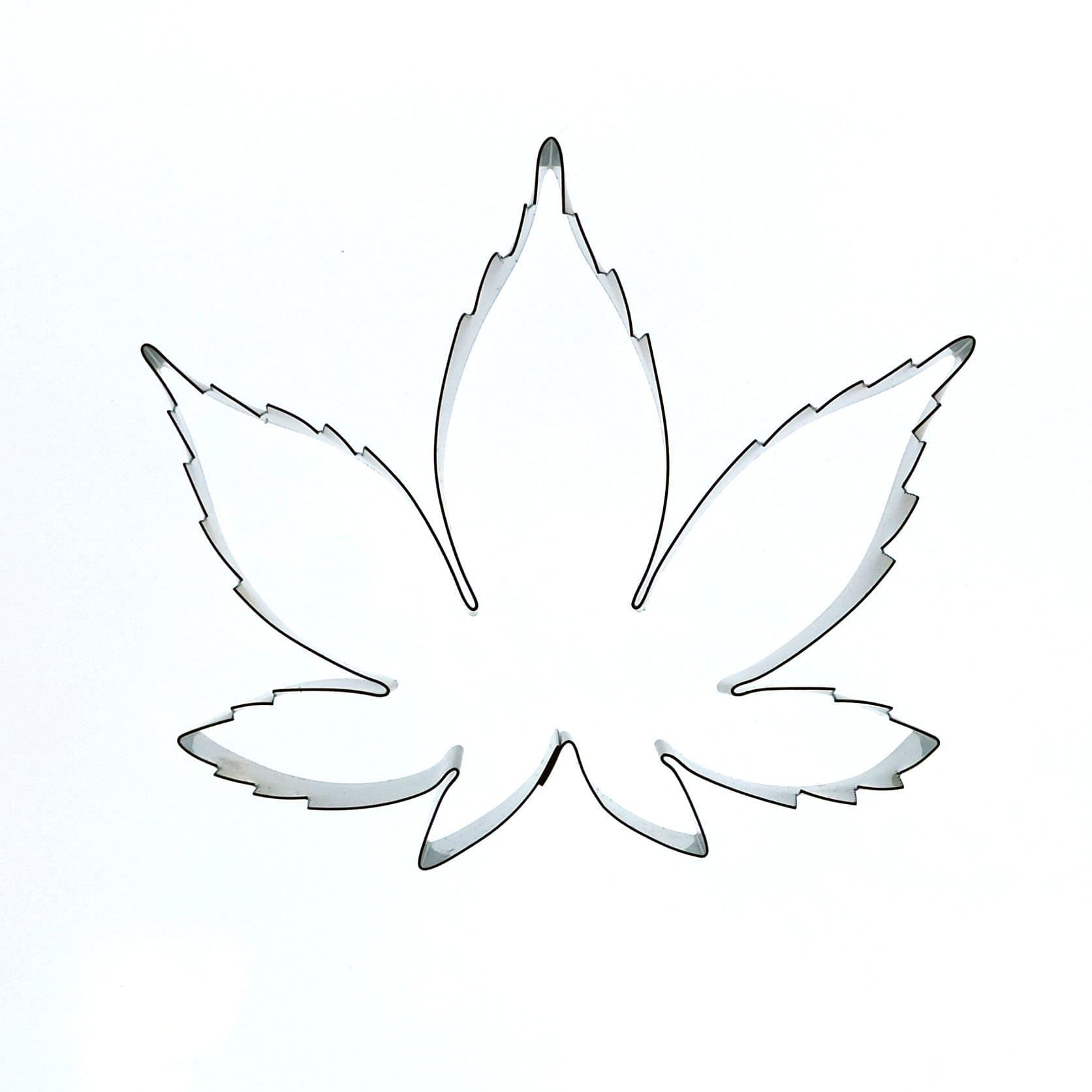 Sugarcraft & Cake Decorating Cutters -Large Japanese Maple Leaf For Celebration Cakes- Perfect for Sugarcraft