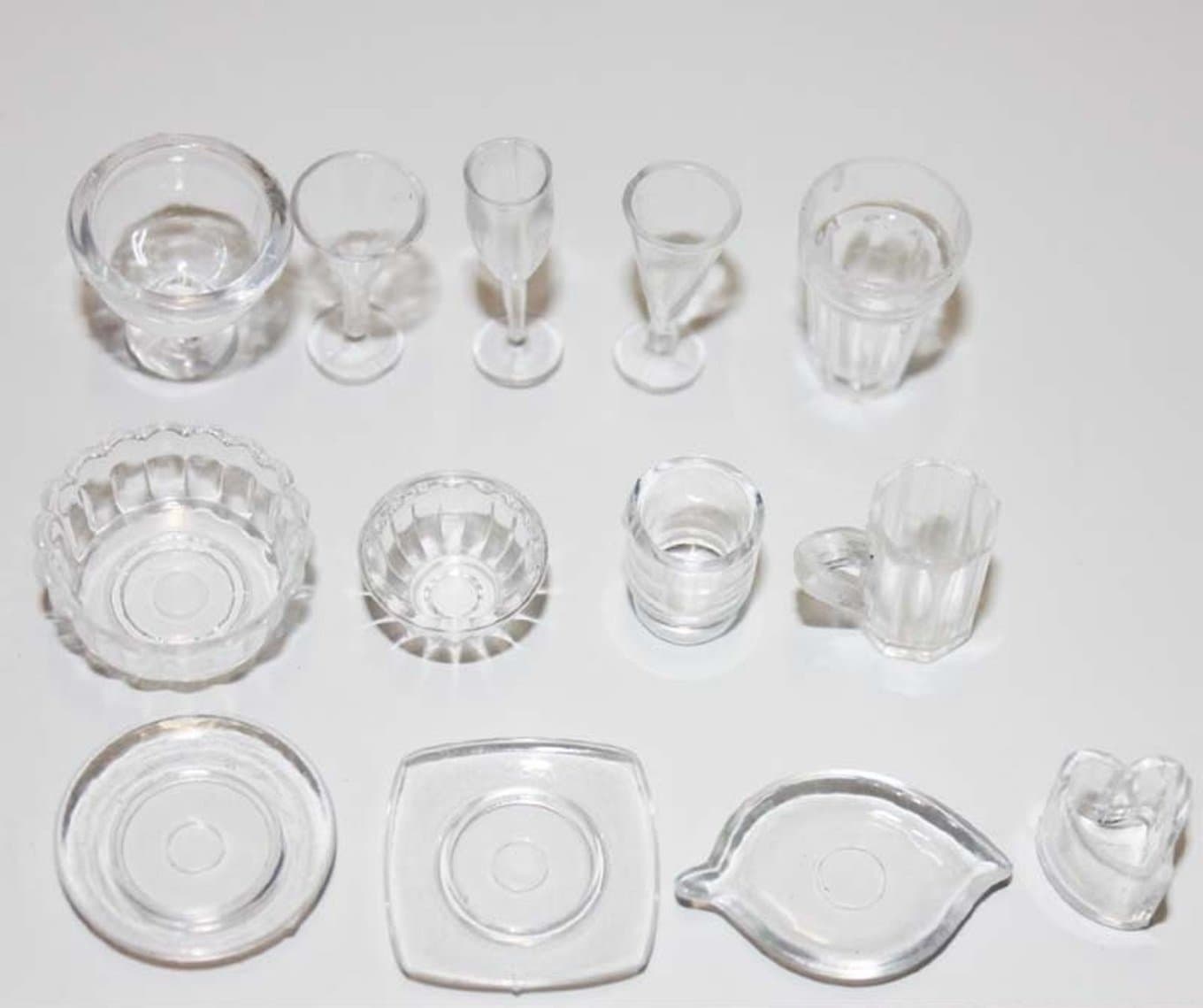 BHOOLU&GOOLU Plastic Dollhouse Miniature 13pc Plate Cup Dish Bowl Tableware Set (Multi Color)