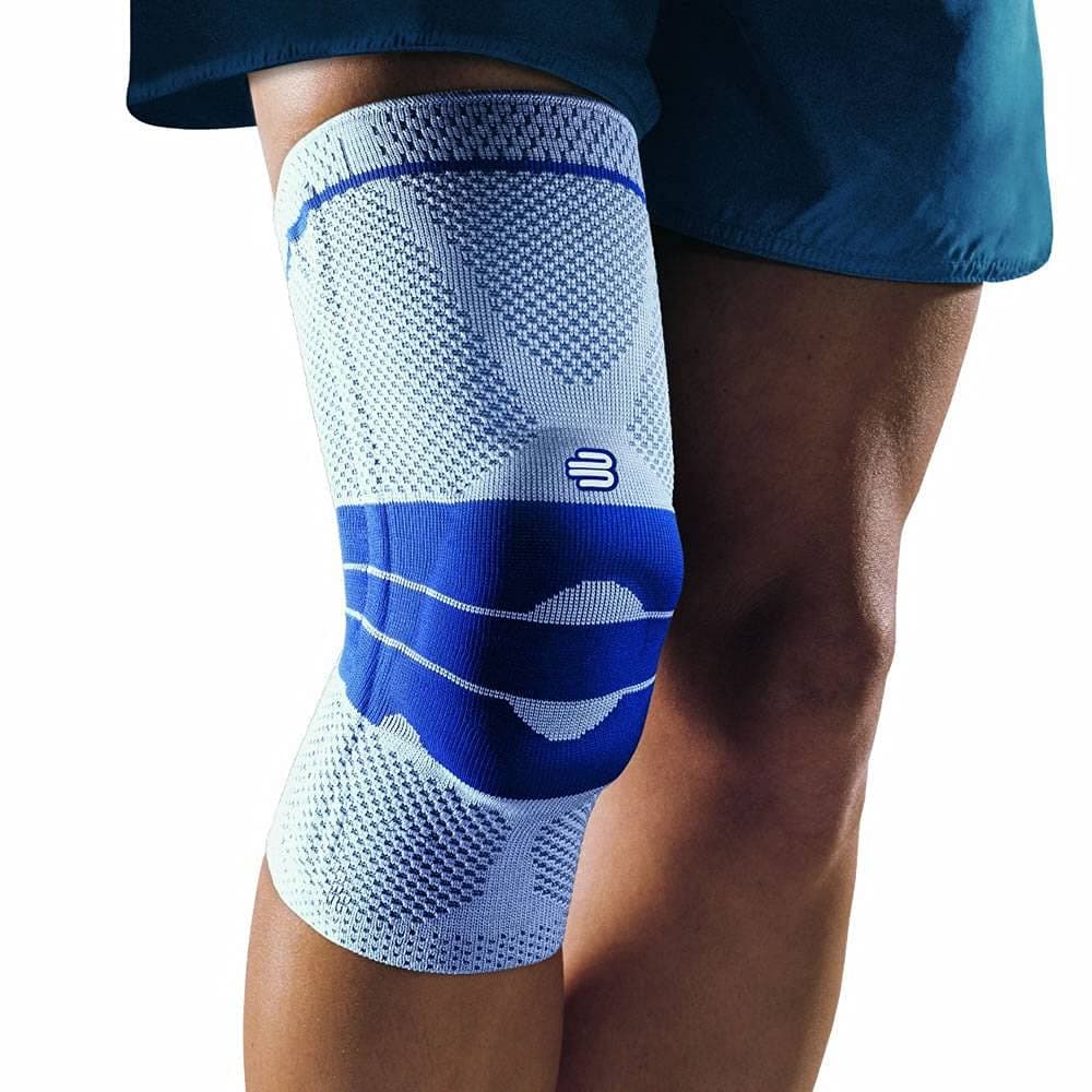 Bauerfeind GenuTrain Knee Support - breathable knit compression knee brace to relieve pain and swelling from arthritis, ACL injury, Miniscus tear, machine washable knee sleeve (Black, 3)
