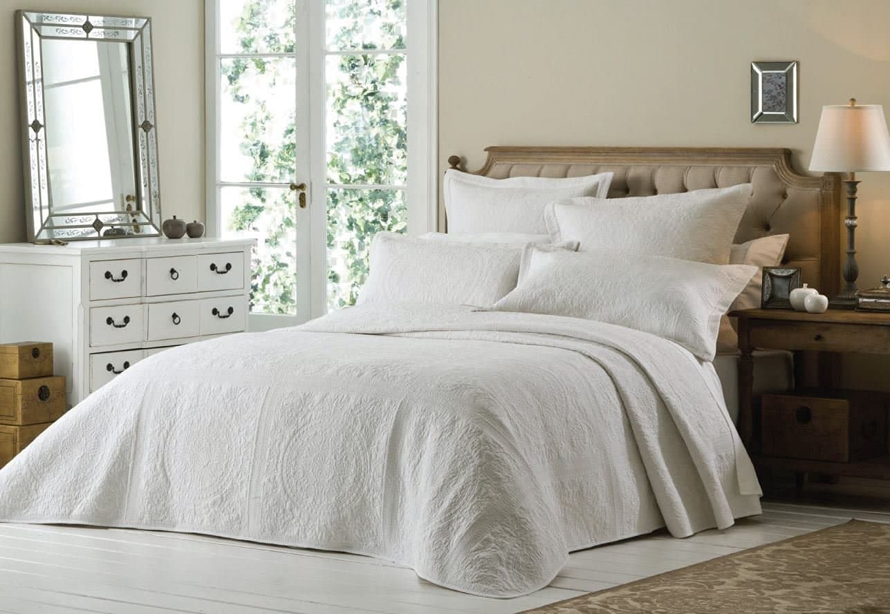 Versailles Bedspread and Pillowsham Luxury Bedding Throw-Over Set, White, Single