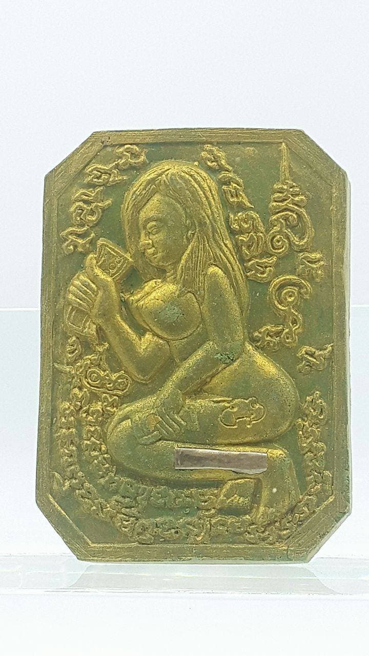 Thai amulet love charming female Goddess wealth windfall Maha Saney super powerful love attraction pendent talisman//lucky gambling amulet
