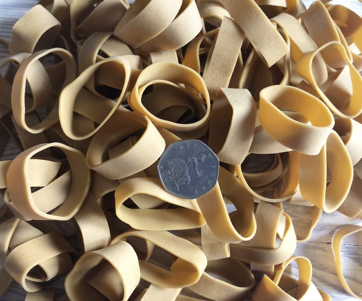 25 x Short Thick 2 inch x 1/2 inch Wide First Steps ® Rubber Elastic Bands 50mm x 12mm No.81