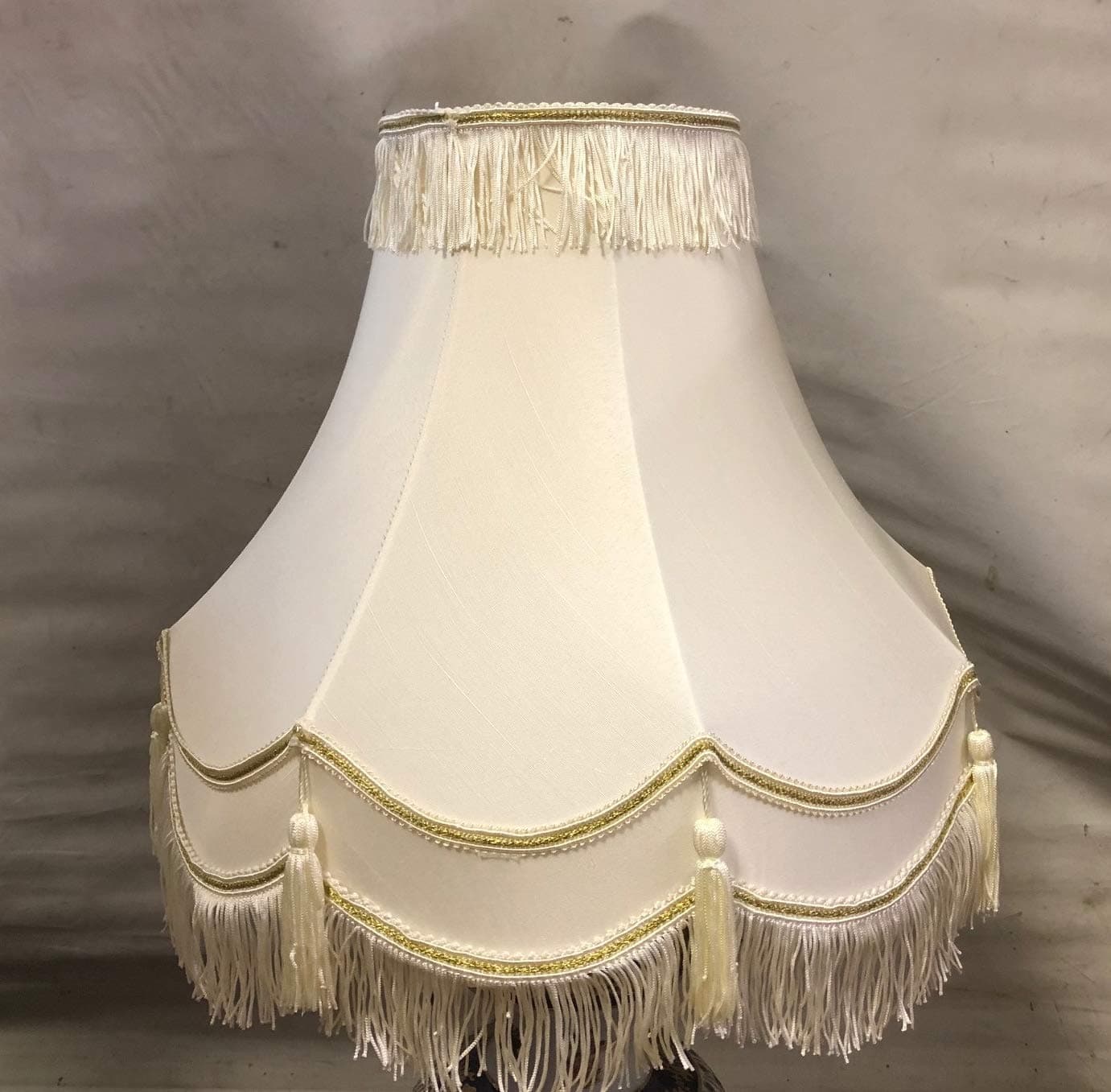 16"Traditional Fully Lined Cream/Gold Table LAMP Shade