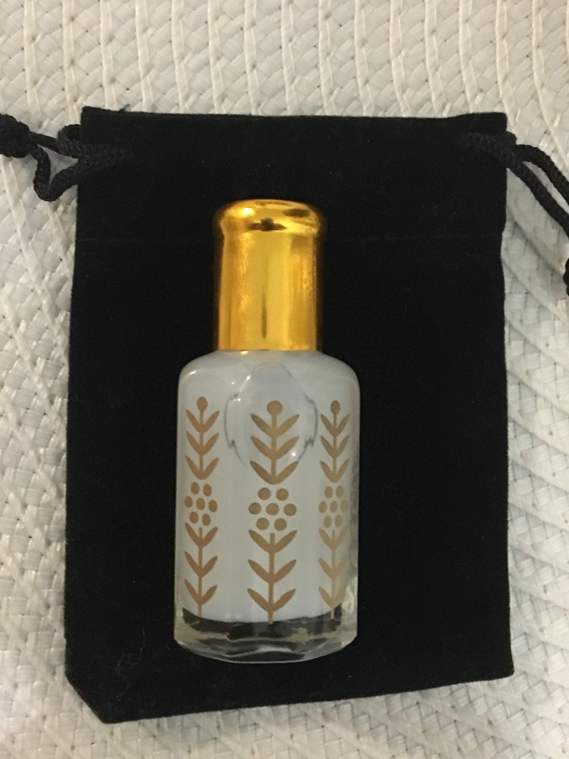 Tahara Musk 12 ml Surrati