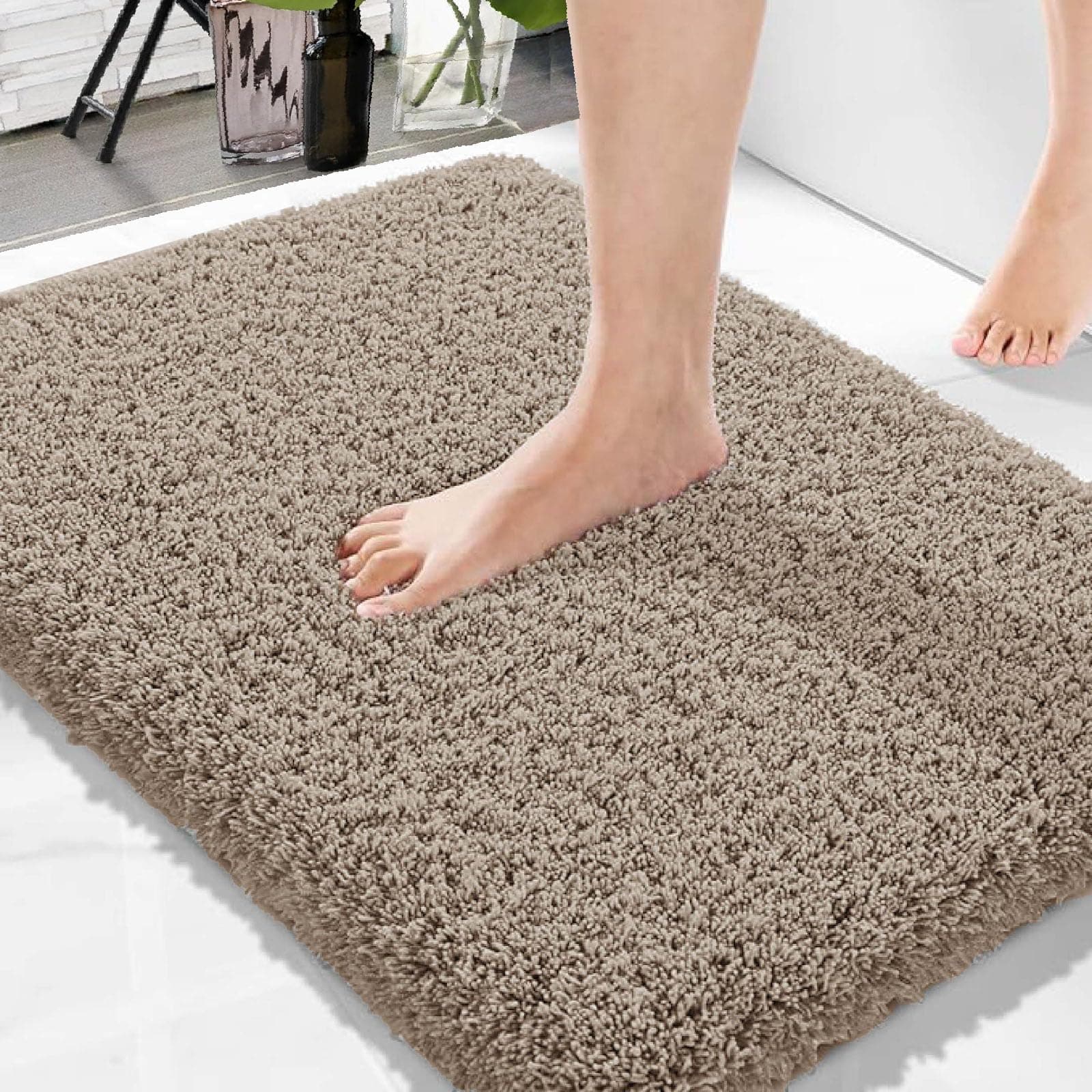Amazon Brand - Solimo Premium Anti-Slip Microfibre Bathmat - 60cm x 40cm, Light Taupe