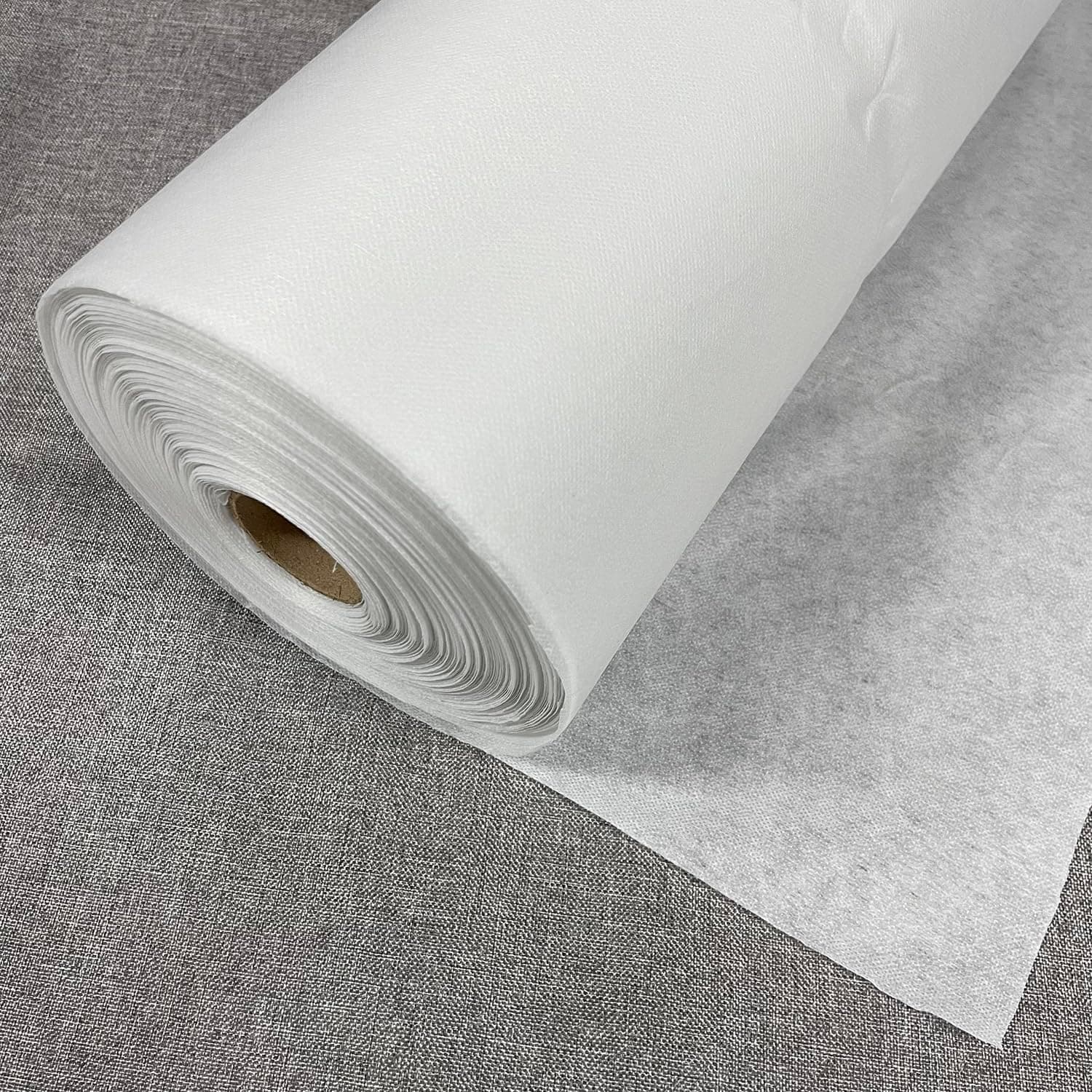 – Iron On Interfacing Fabric for Sewing Single-Sided Fusible Interfacing Lightweight White (30g - 2 metros)