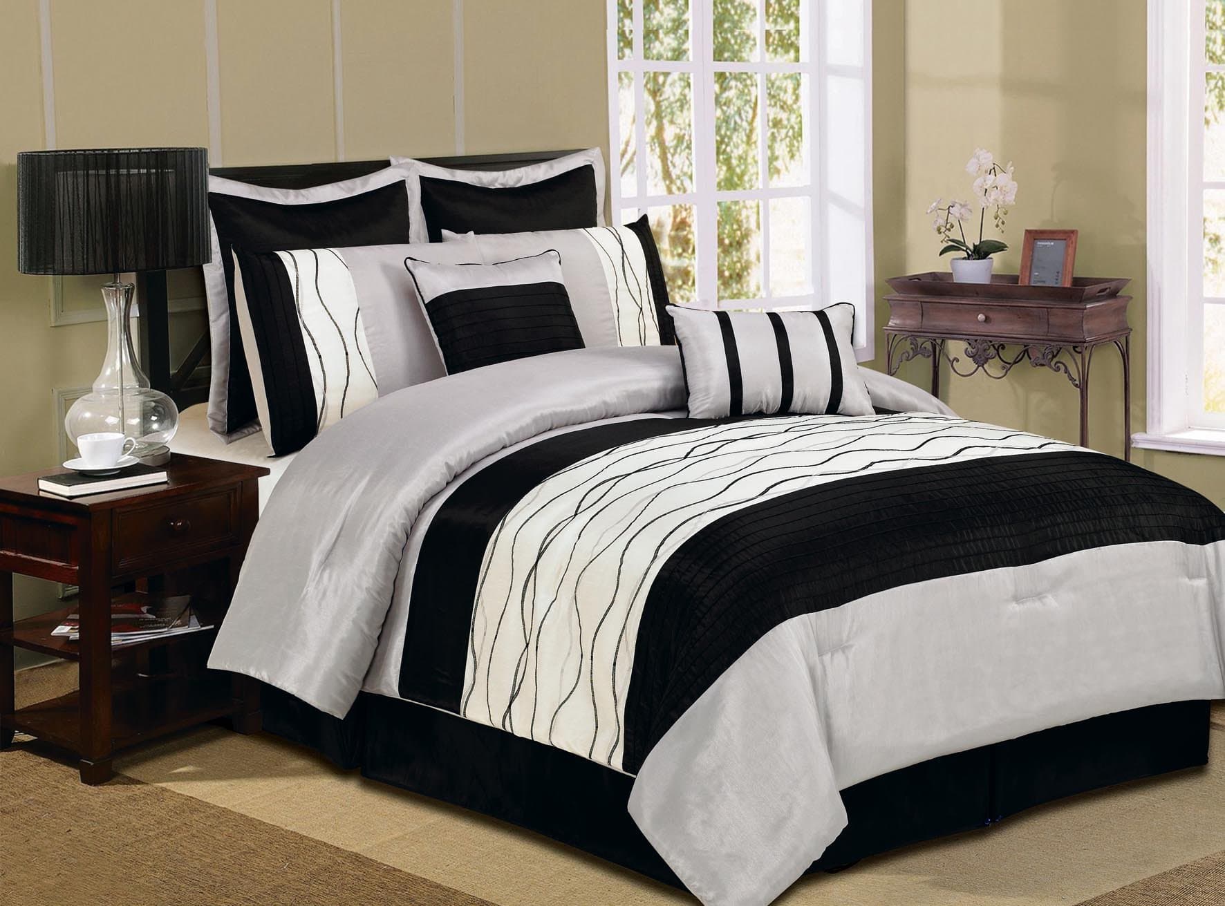 RT Designers Collection Goldcoast 8-Piece Comforter Set, King, Silver