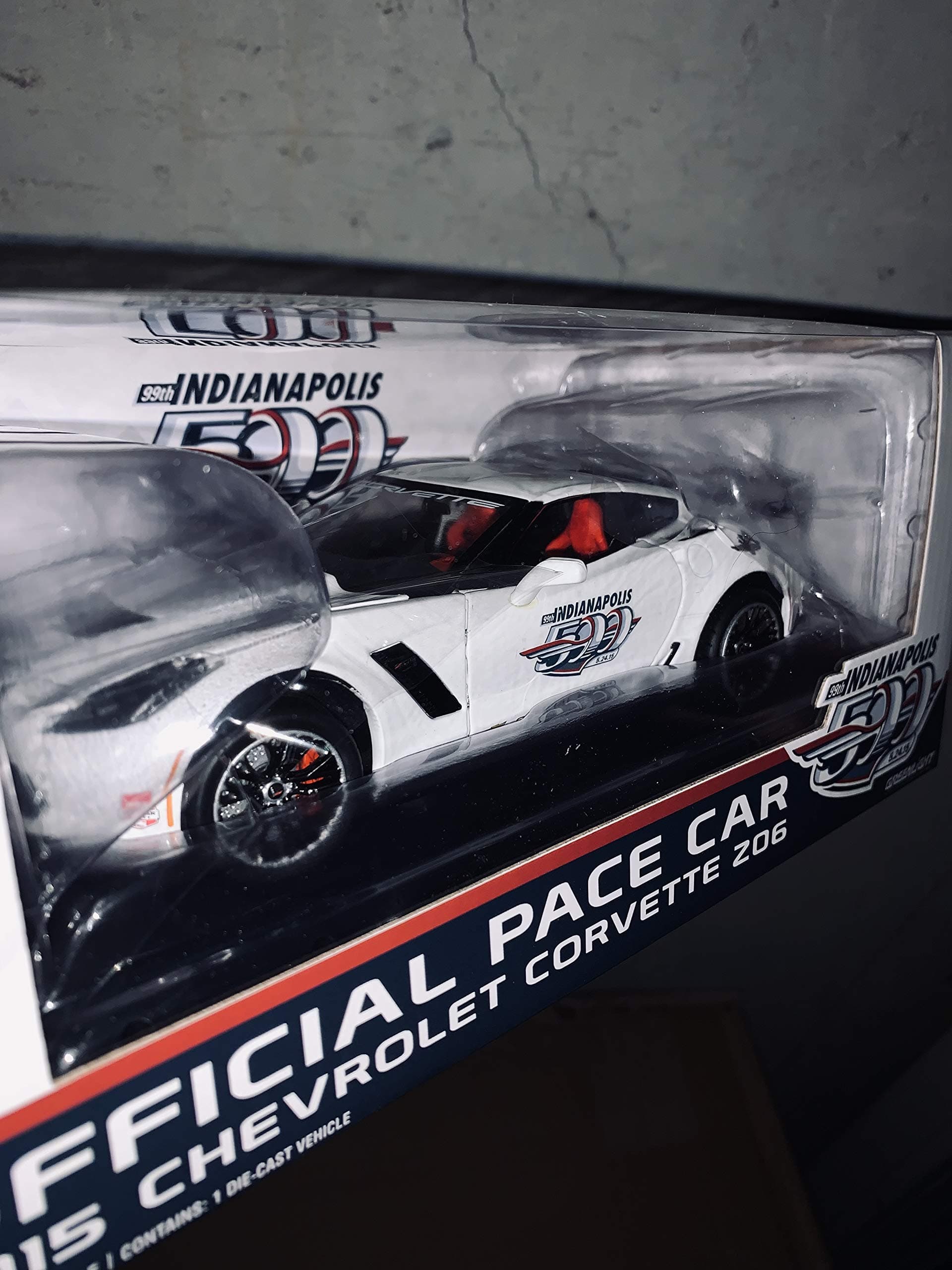 Greenlight 18252 1: 24 2015 Indianapolis 500 Pace Car - 2015 Chevrolet Corvette Z06
