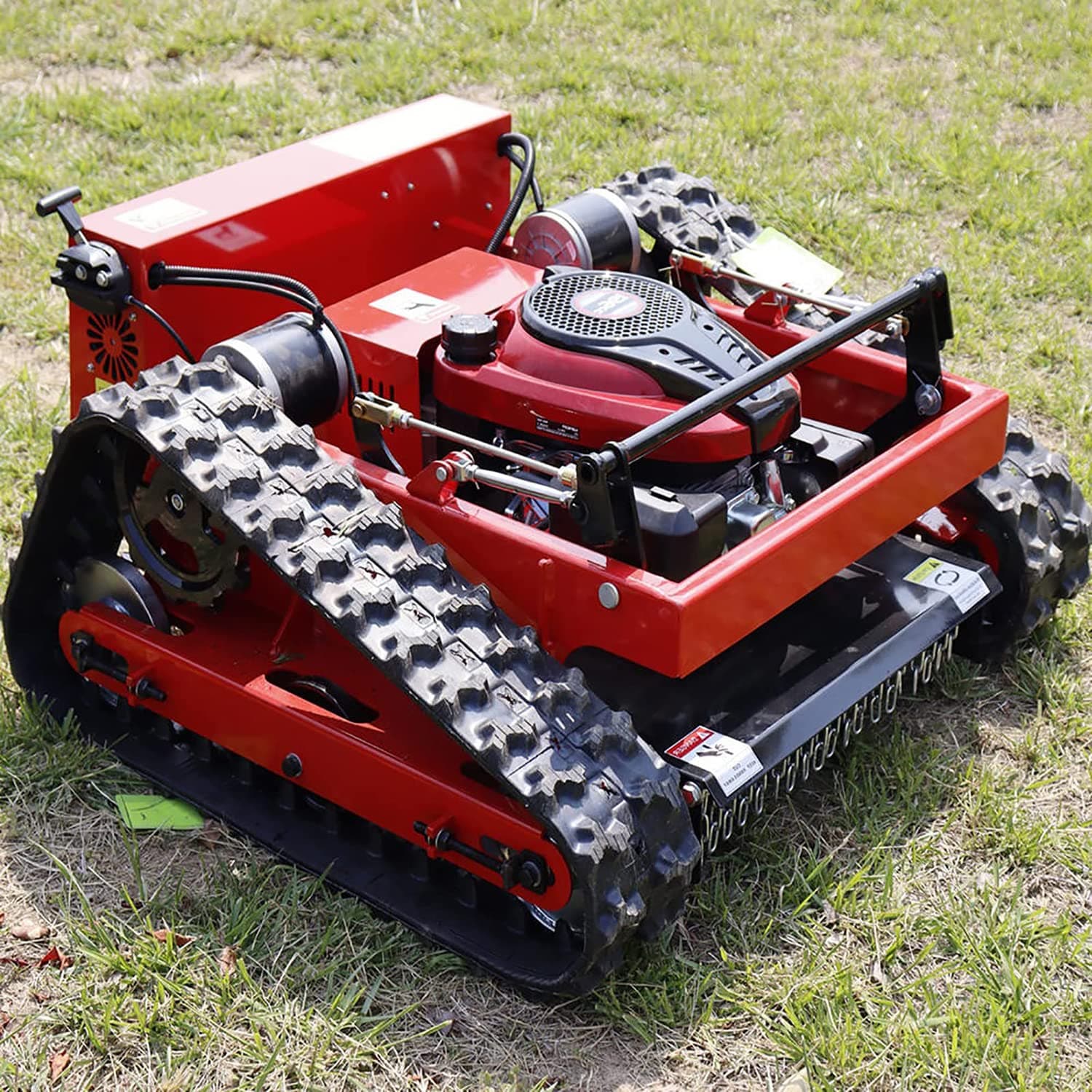 Crawler Mower, 7.5HP Gasoline Mower,Robot Lawn Mower, four sroke gasoline Lawn mower with remote control, Climbs up to 30° incline, Lawn Care Equipment, for Farm, Home Garden, Orchard