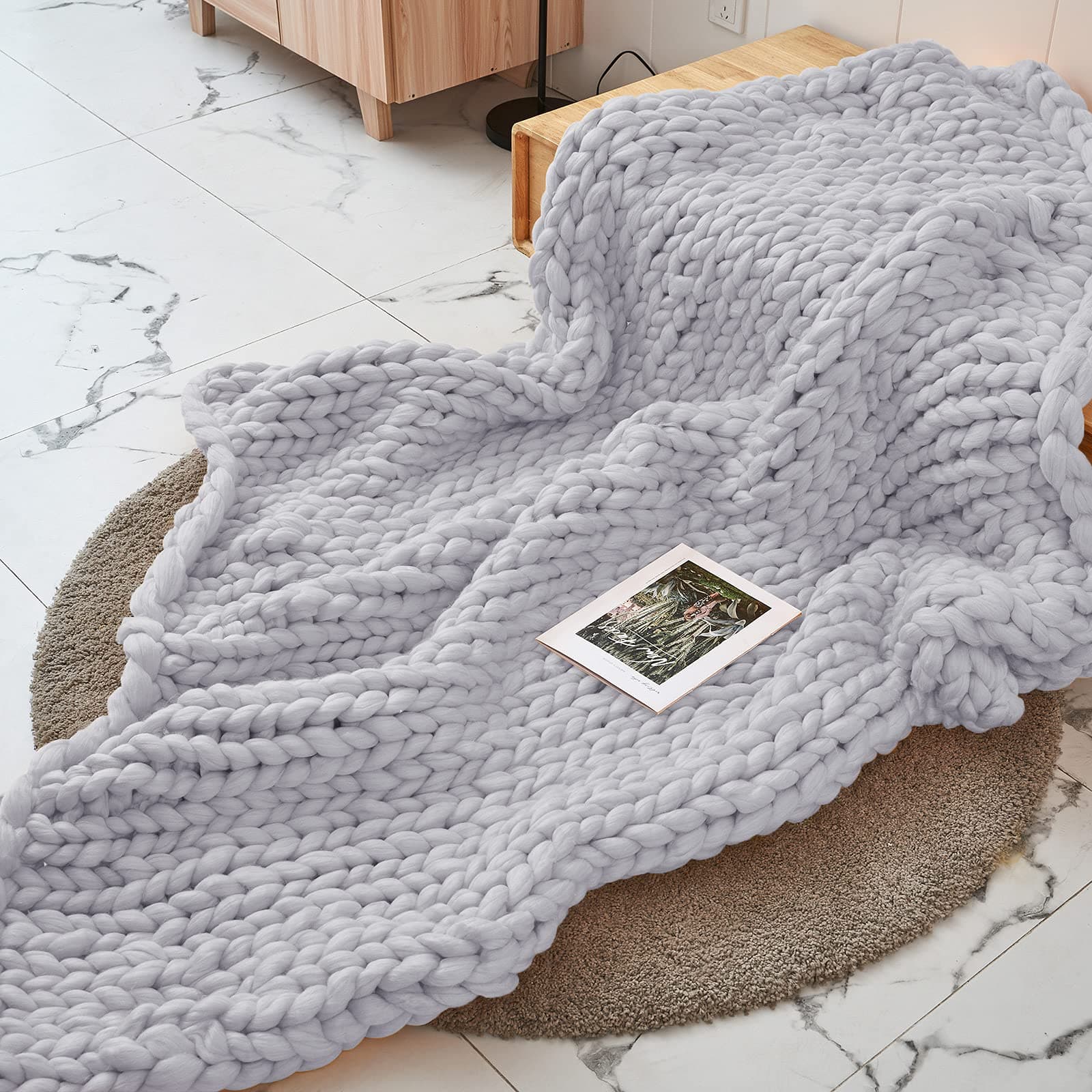 EASTSURE Chunky Knit Blanket Bulky Bed Throw Hand-Made Supre Large Chair Mat Rug,Grey,60"x80"