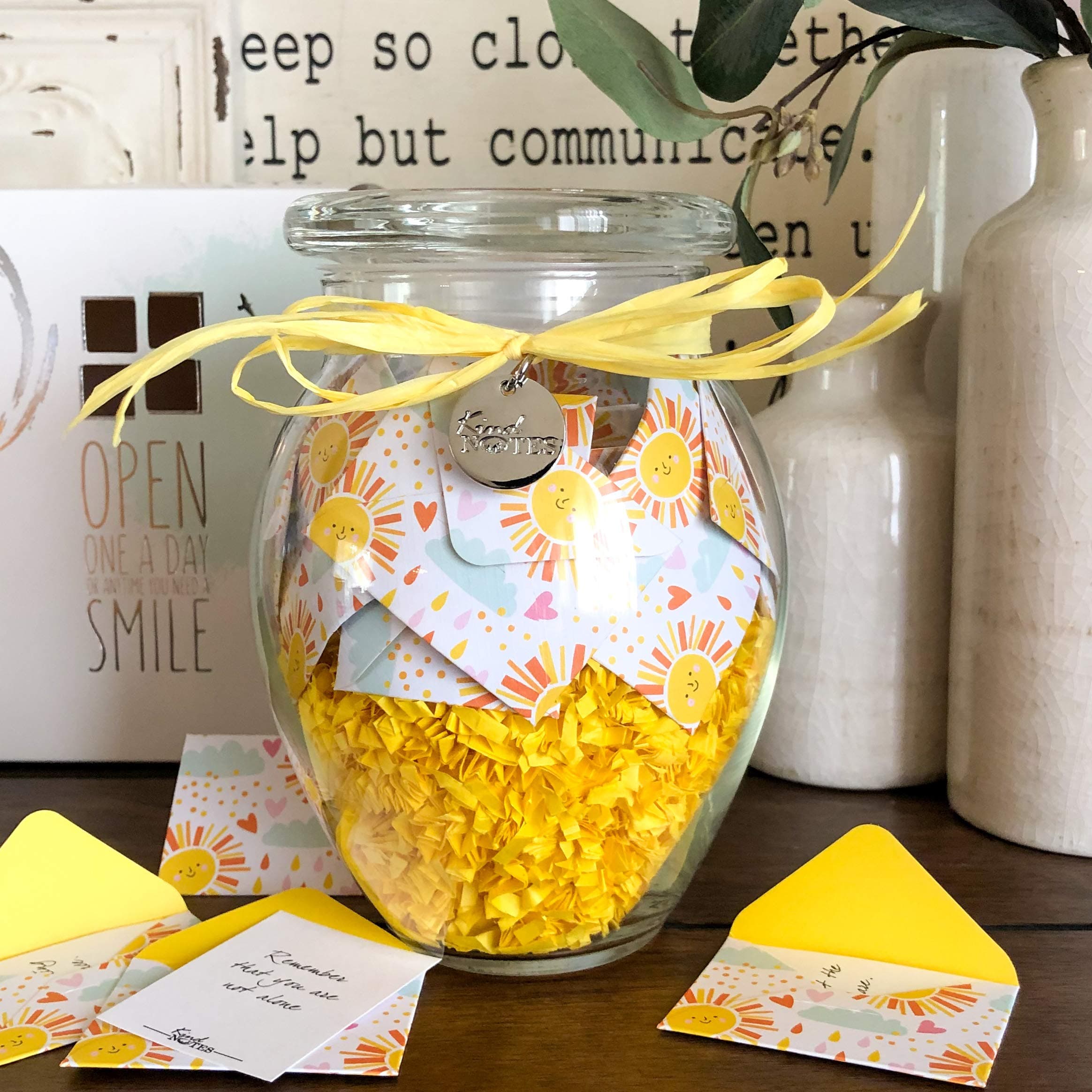 Glass Keepsake Gift Jar with Inspirational Messages - Fun in The Sun Design