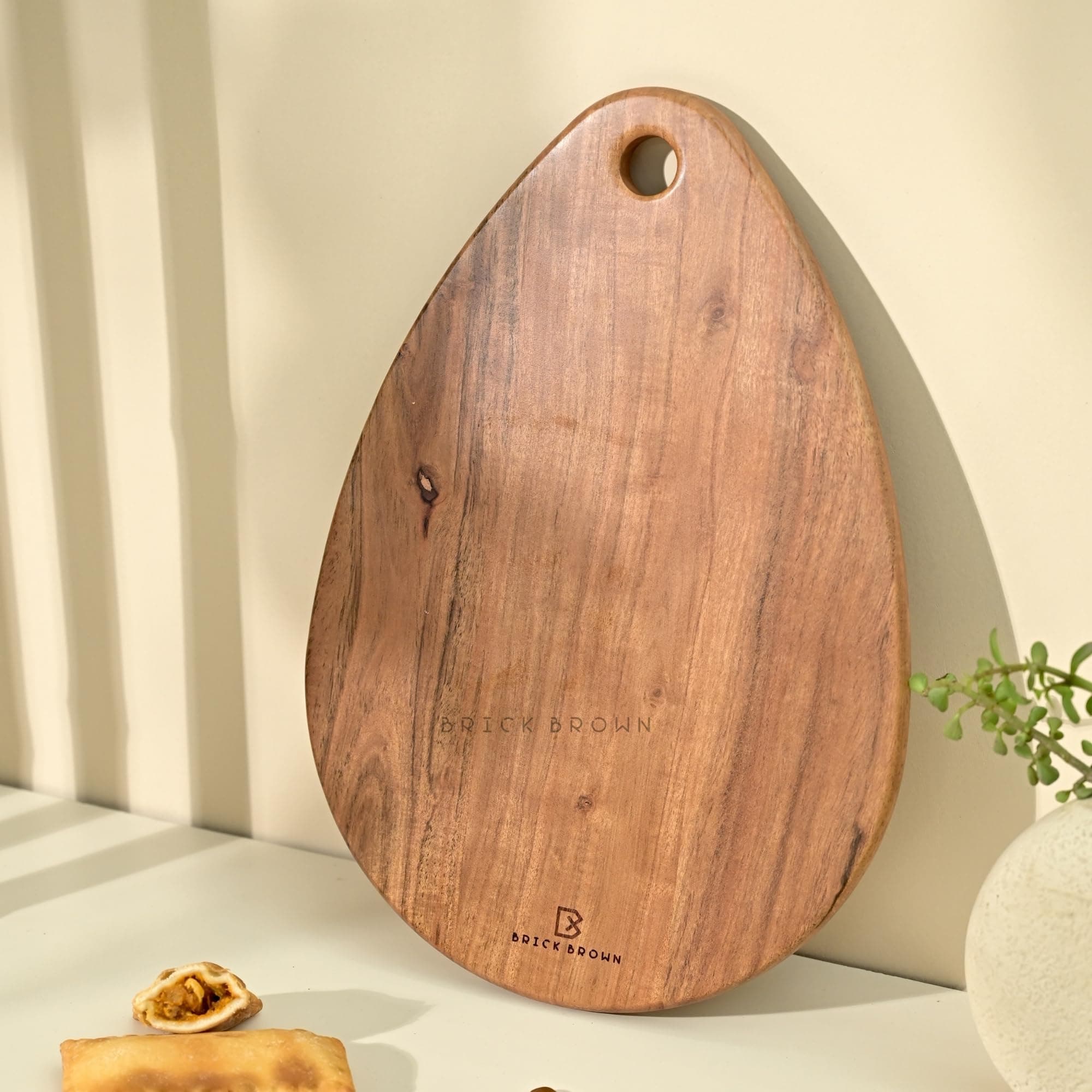 Brick Brown ® Handcrafted Drop Shaped Acacia Wood Chopping Board Large Wooden Cutting Board (15.5x11)