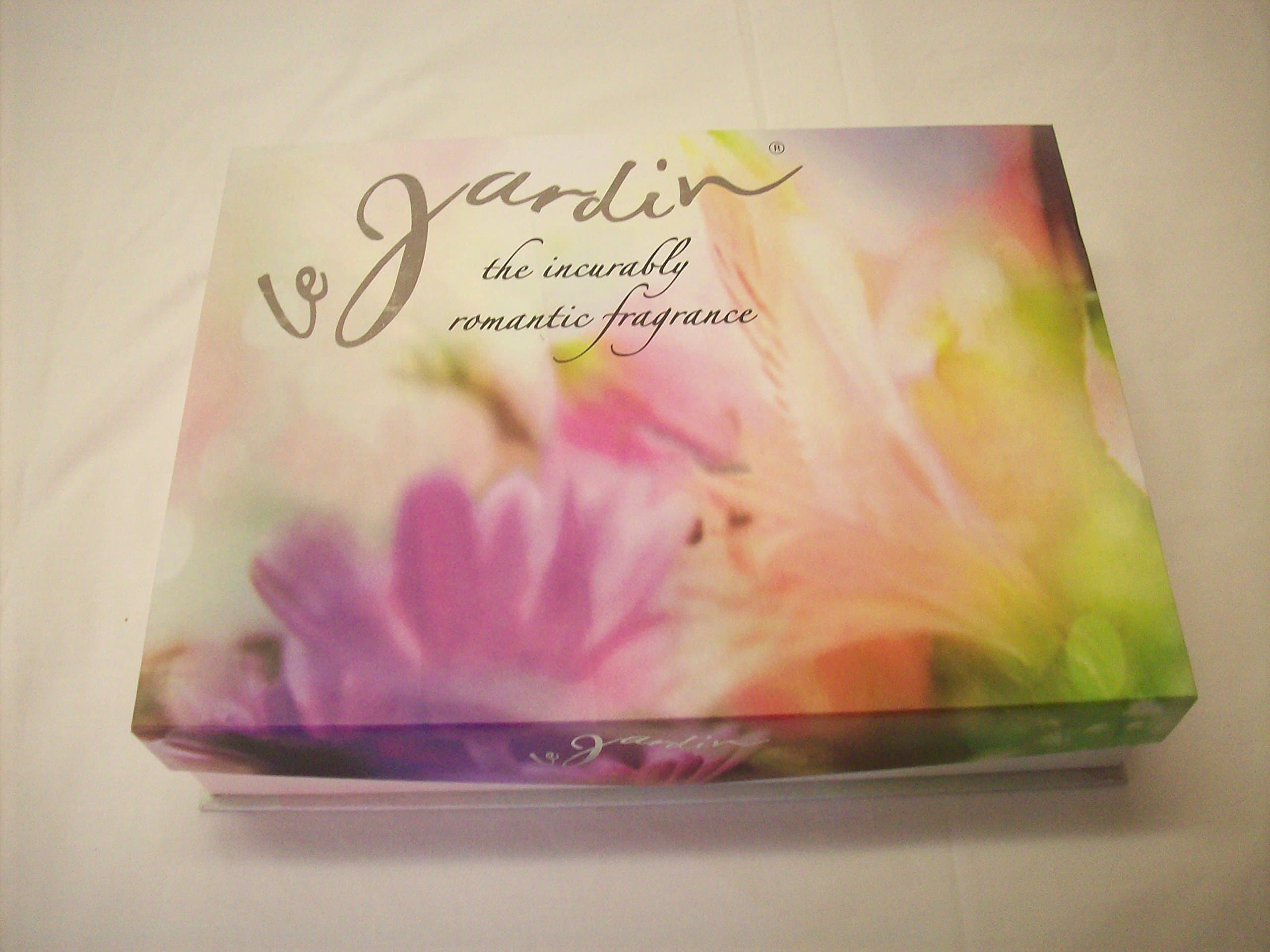 Le Jardin Eden Classics for Women Gift Set - 100 ml Eau de Parfum Spray + 200 ml Body Lotion + 200 ml Shower Gel + 15 ml Le Jardin D'Armour Eau de Parfum Mini Spray