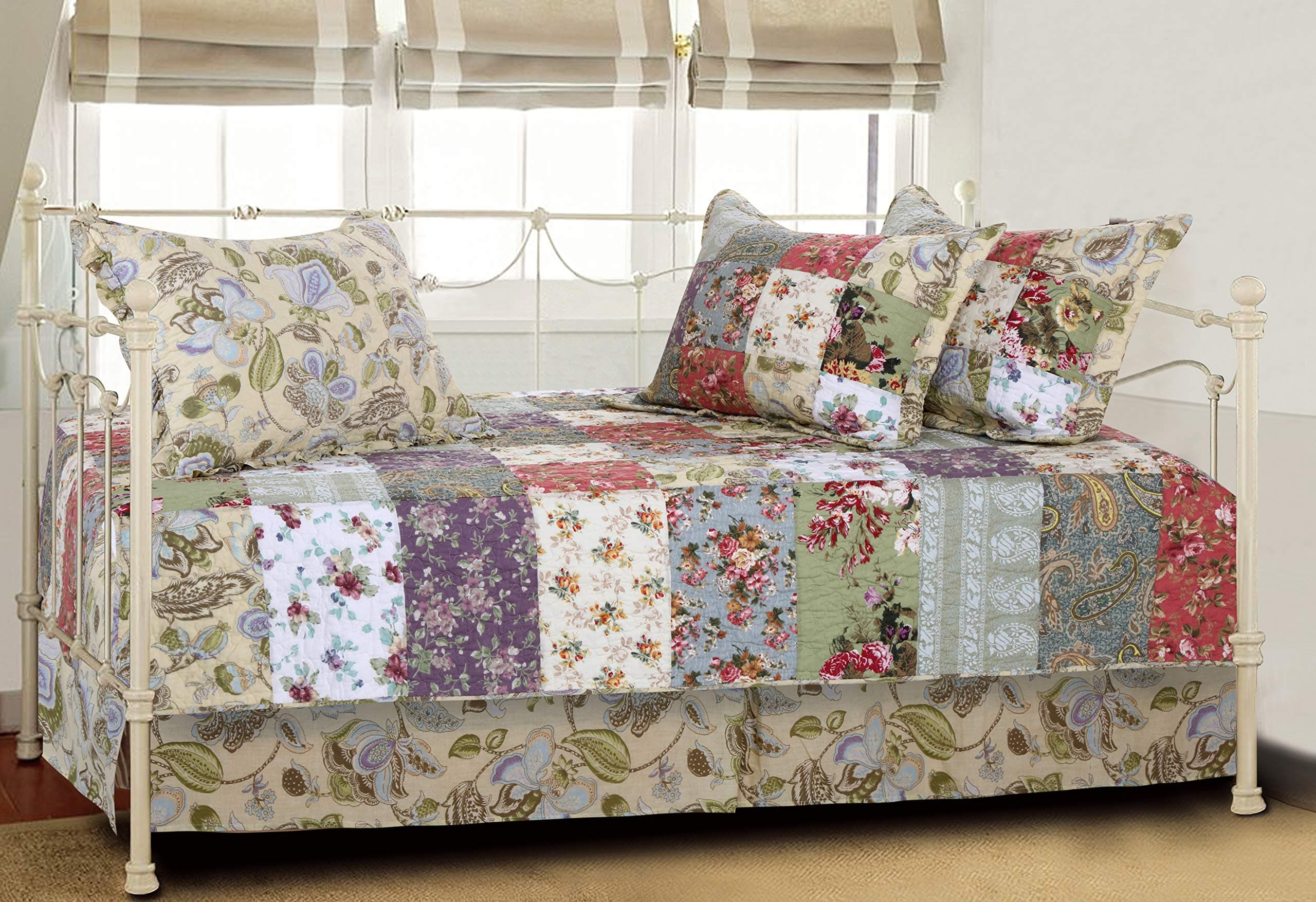 Greenland Home Blooming Prairie Authentic Patchwork 5-Piece Daybed Set