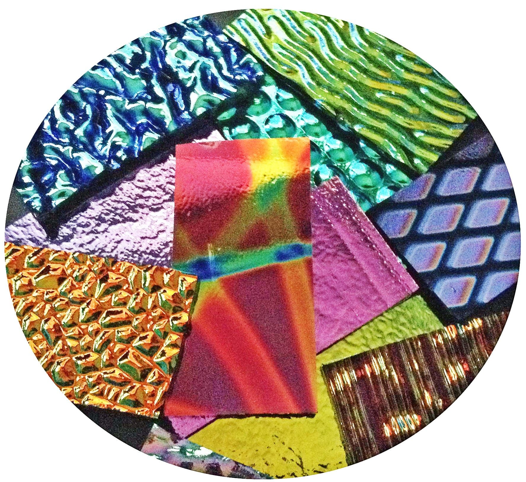 iDichroic Assorted on Black Glass Pieces 96 COE - 4oz