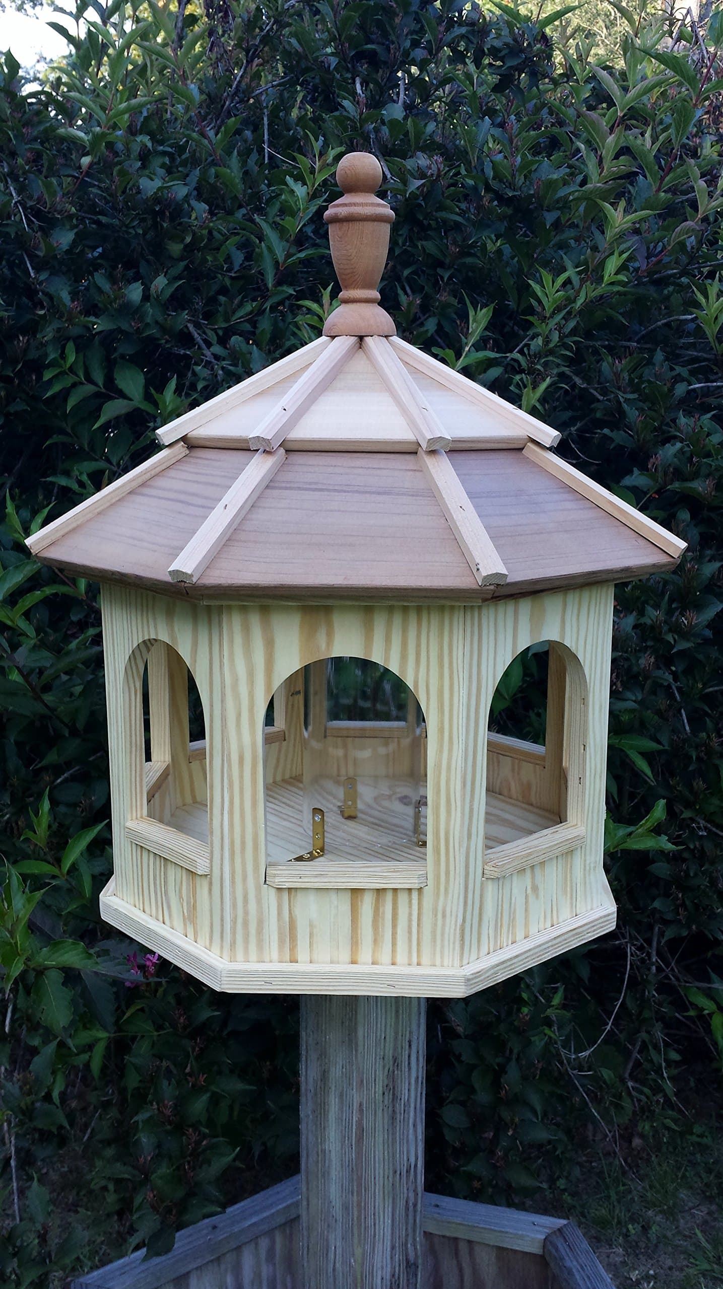 Wooden Gazebo Birdfeeder (Large)