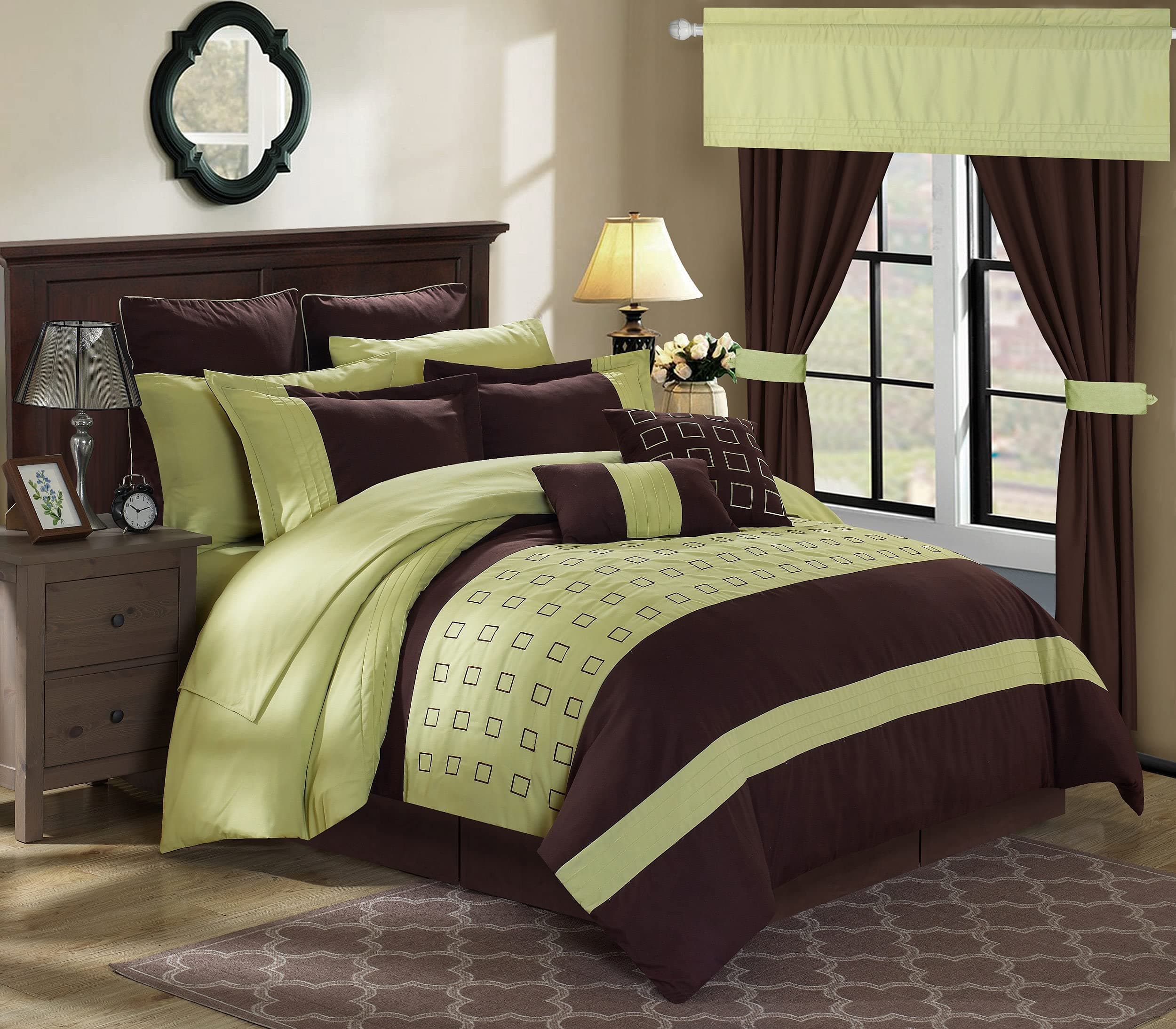 Chic Home25 Piece Lorde Complete Embroidery Comforter Set, King, Green