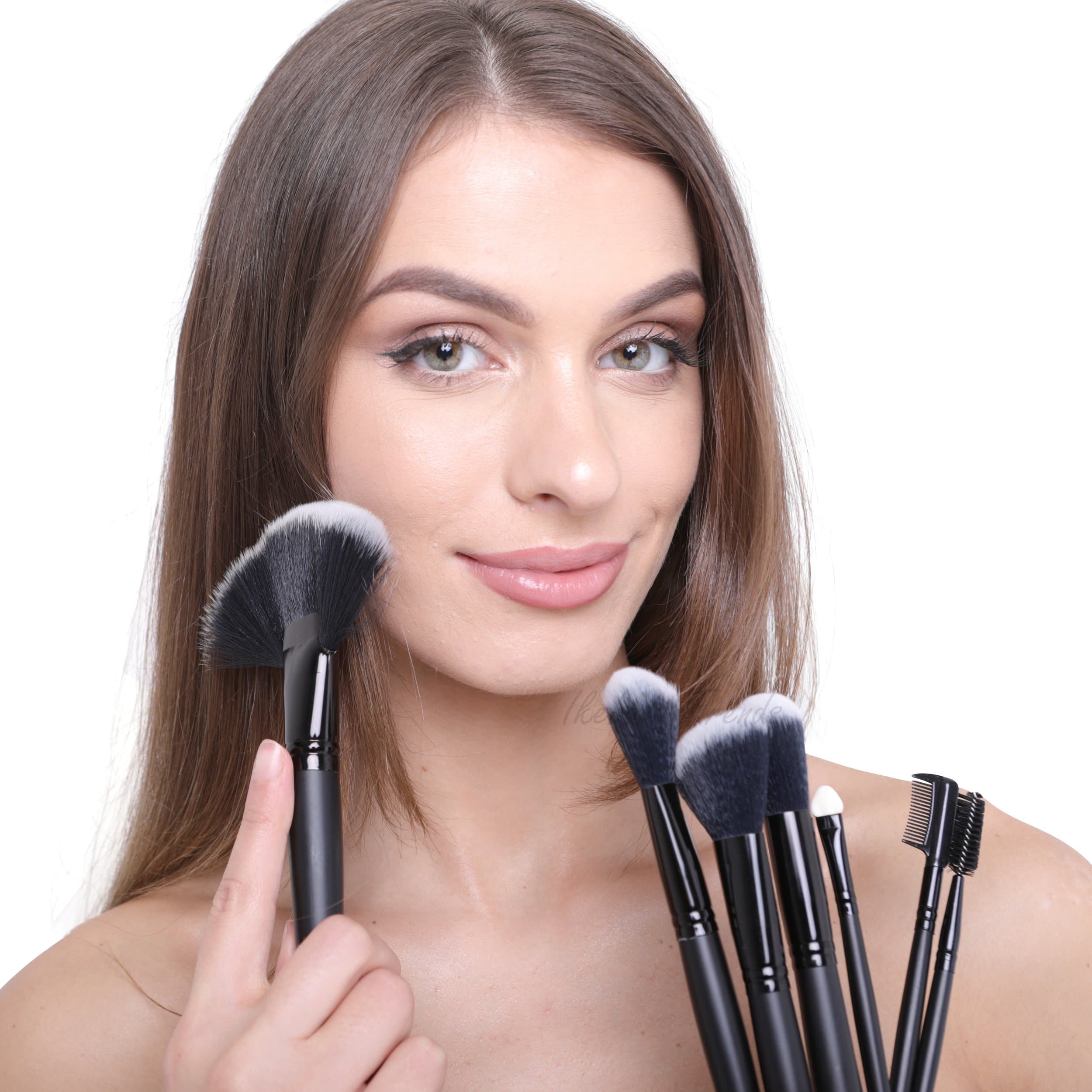 Ikebana Trends® - Make Up Brushes - 32 PCS in Black Make Up Cosmetics Professional with Black Crocodile Leather Design Case