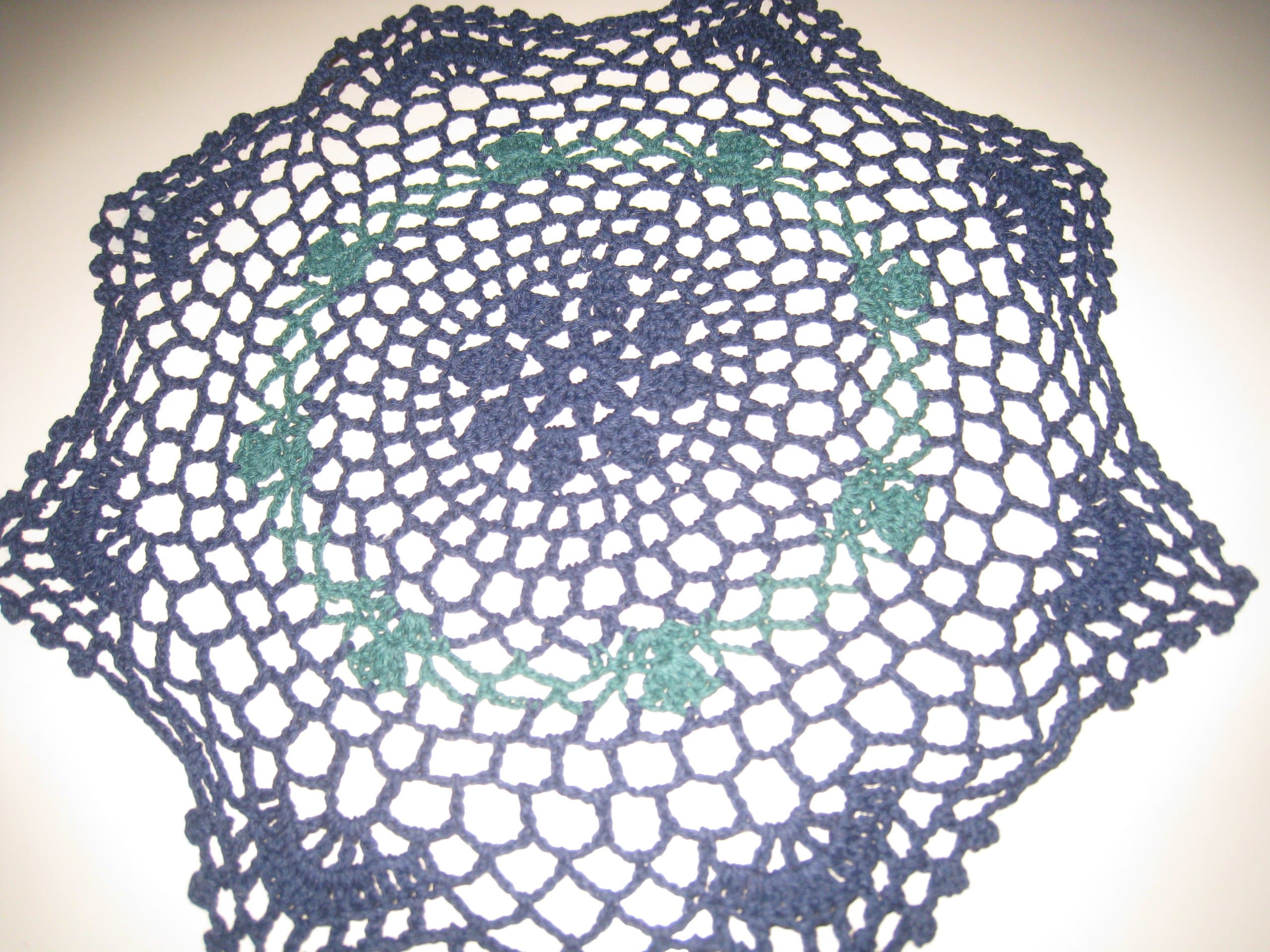 12 Round Blue Dolie Blended with a Green Strip, Set of 4