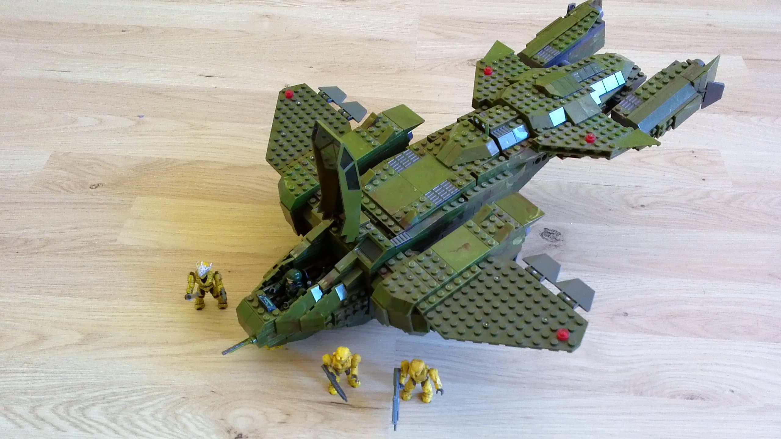 Mega Bloks Halo UNSC Pelican Dropship Buildable Playset