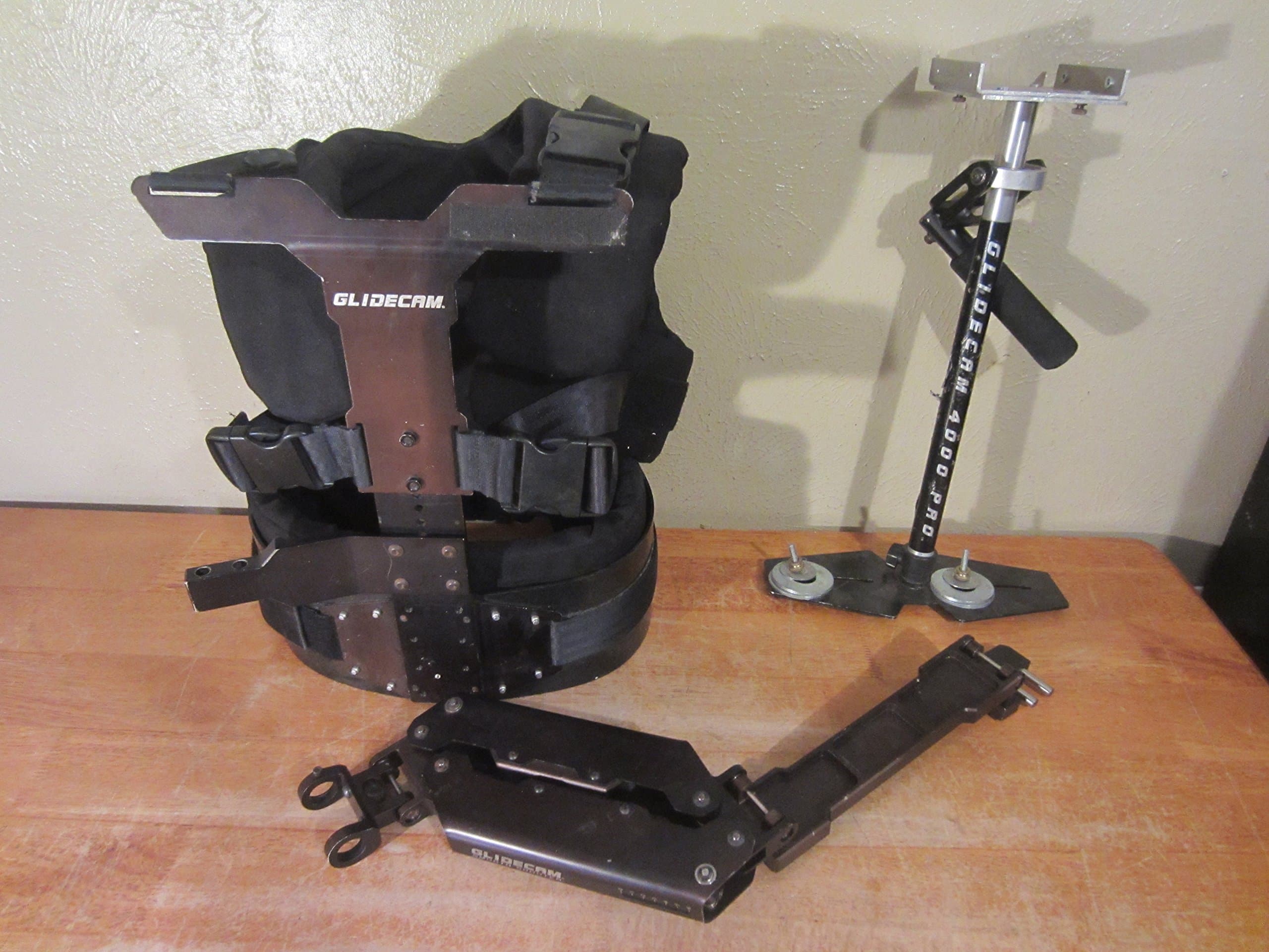 Smooth Shooter Support Arm and Vest for use with Glidecam 2000 Pro, Glidecam 4000 Pro, Glidecam HD-2000 or Glidecam HD-4000