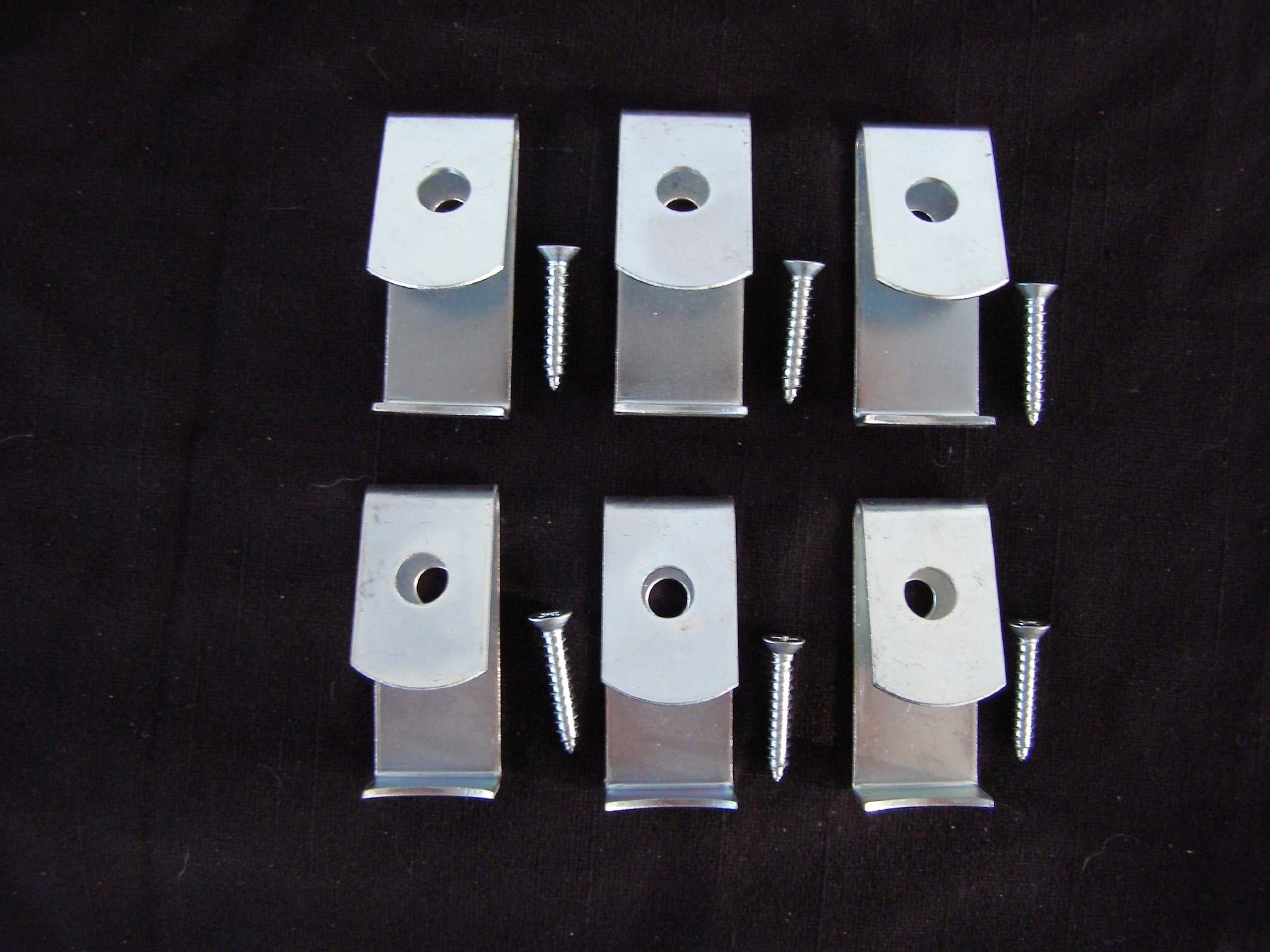 Pot Klips, Clay Flower Pot Hangers. 6 Pack.