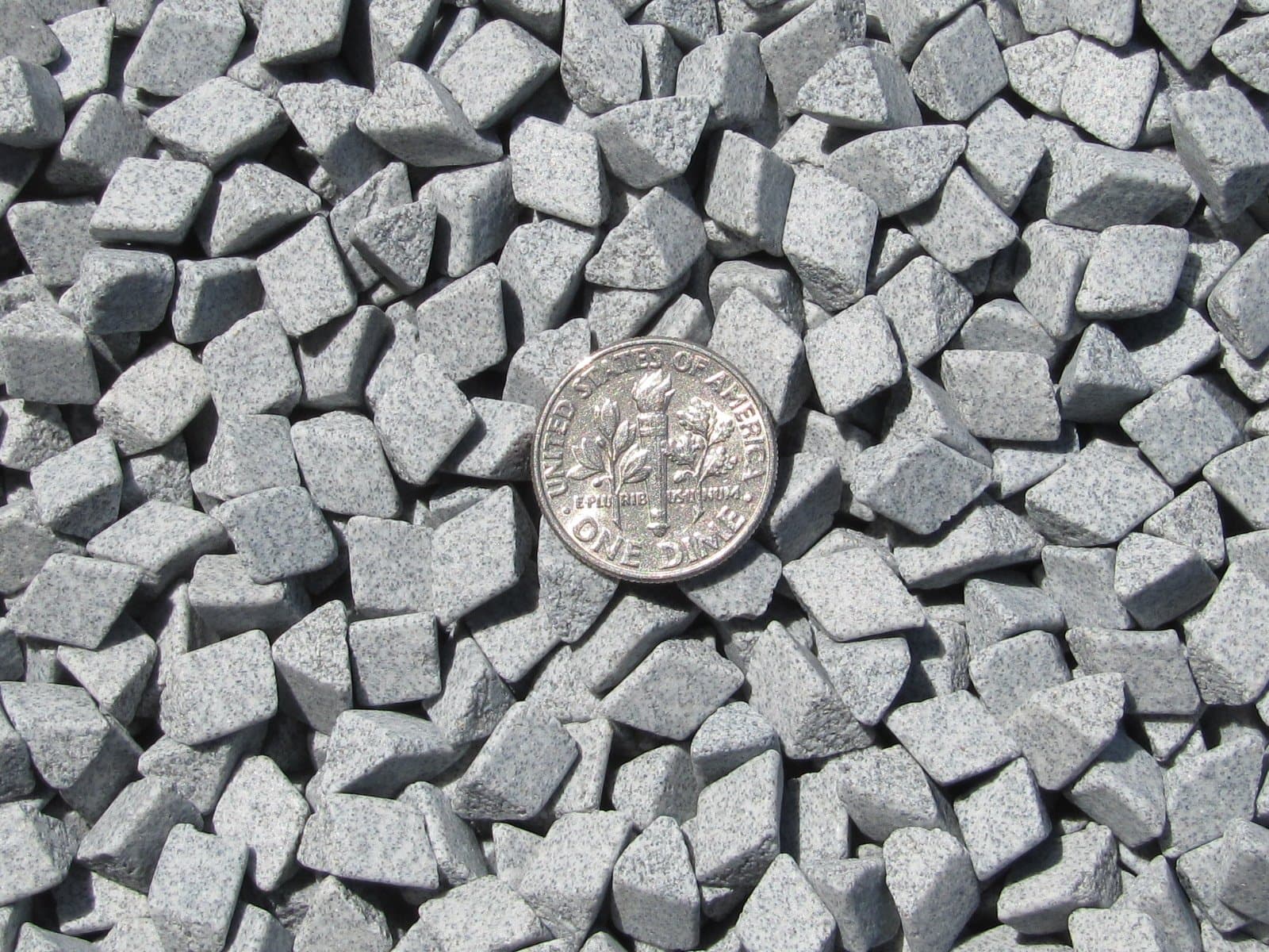 5 Lb. 1/4" X 1/4" Abrasive Triangle (UFX) Very Aggressive Fast Cutting Ceramic Porcelain Tumbling Tumbler Tumble Media